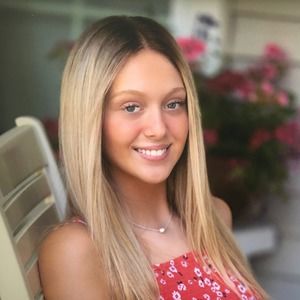 Meet your Posher, Dena bullock